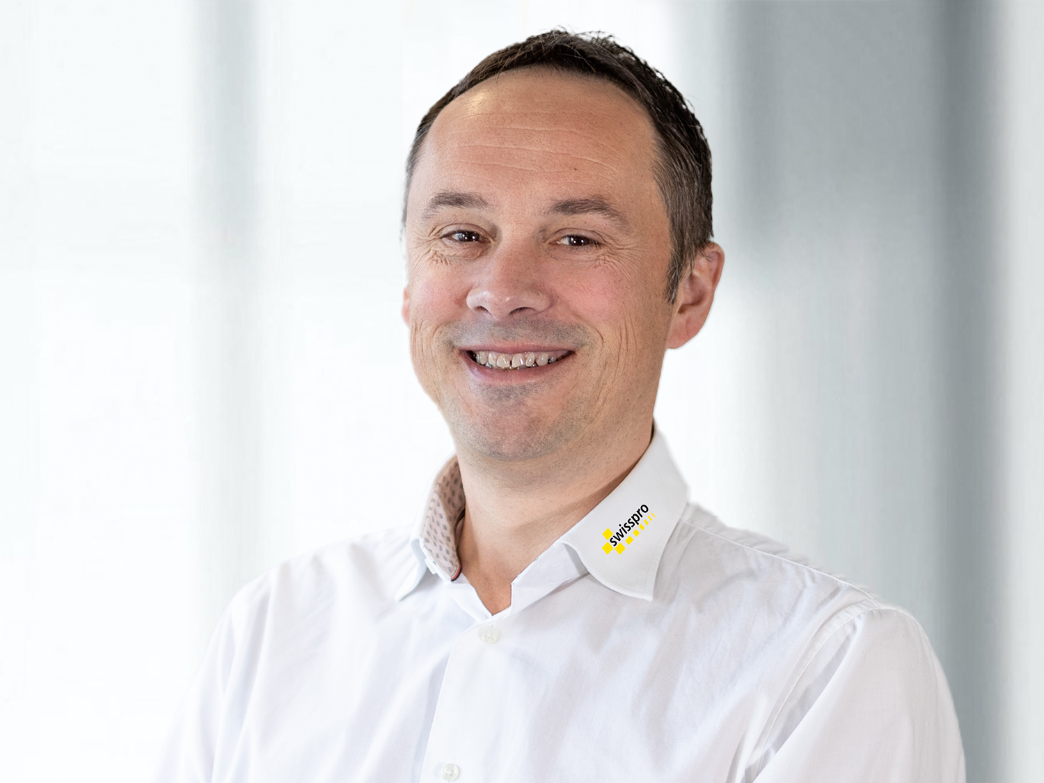 MariusBujor_Portrait_Swisspro